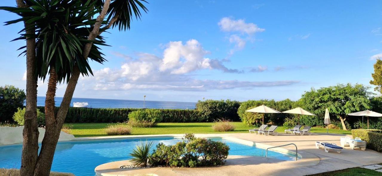 Beachfront Neptuno I, Complex,Views,Pool,Garden, Elviria 马尔韦利亚 外观 照片